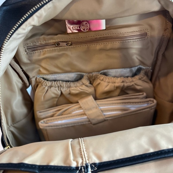 Ryla Vegan Leather Minimalist Diaper Bag - Picture 14 of 16